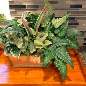 EUC Gorgeous Silk Flower Plant Silver Metal Wood Basket Box